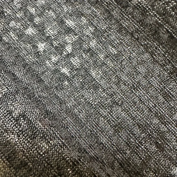 Vince Camuto Gray Shimmer Long Sleeve Drape Front Blouse Size 2 XL - Picture 4 of 4